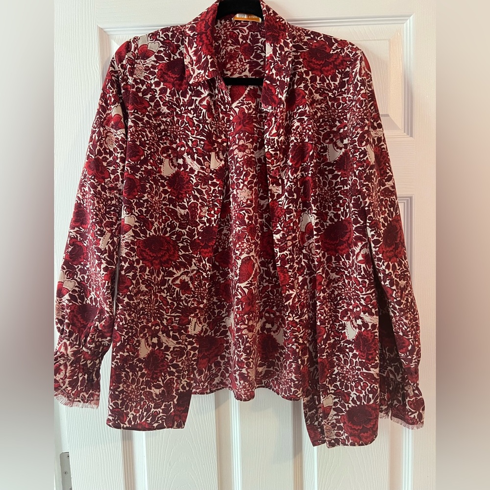 Beautiful Tory Burch Silk top